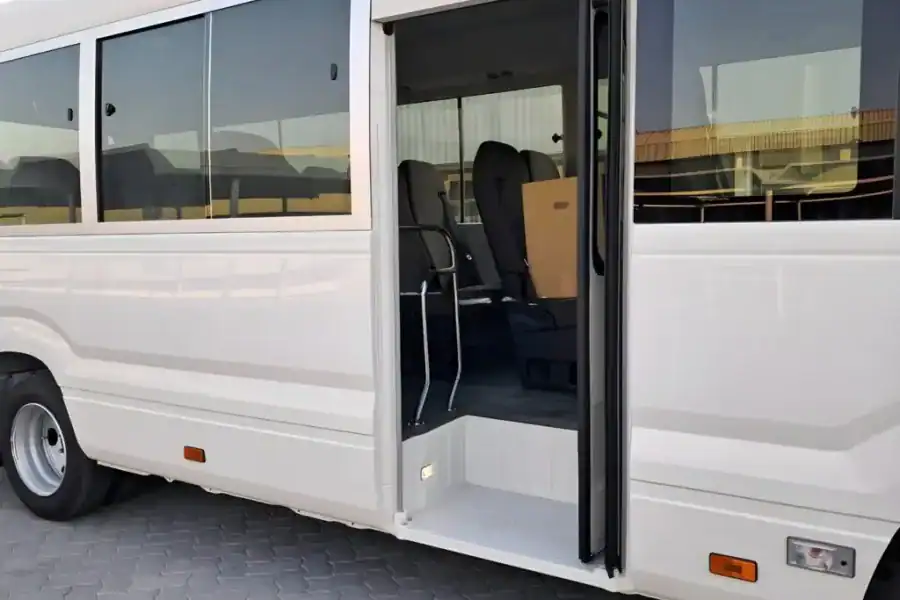 Private Coaster Transfer in Hurghada – Comfortable Travel for Up to 15 People